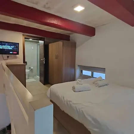 Daire Modern Duplex In Valletta